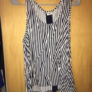 Asymmetrical tank top stripe print